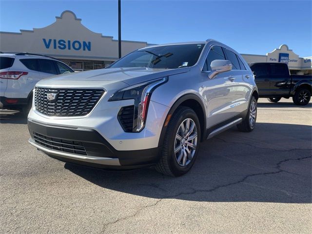 2022 Cadillac XT4 Premium Luxury