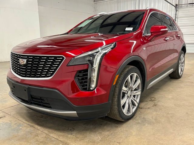 2022 Cadillac XT4 Premium Luxury