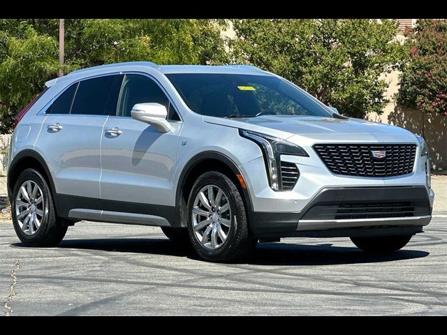 2022 Cadillac XT4 Premium Luxury