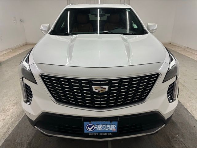 2022 Cadillac XT4 Premium Luxury