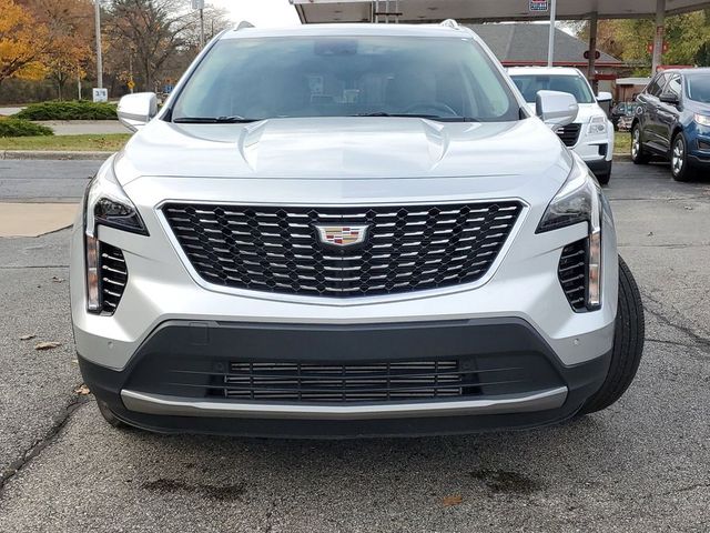 2022 Cadillac XT4 Premium Luxury