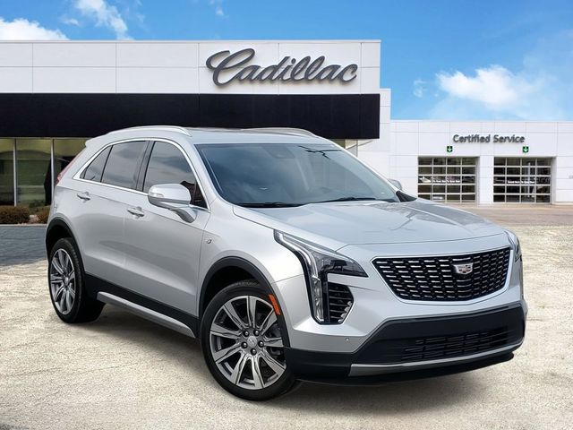 2022 Cadillac XT4 Premium Luxury