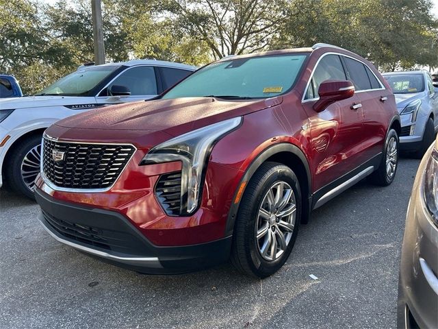 2022 Cadillac XT4 Premium Luxury