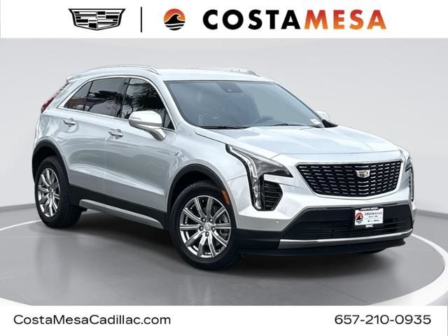 2022 Cadillac XT4 Premium Luxury