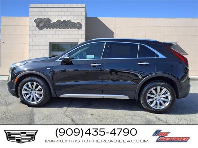 2022 Cadillac XT4 Premium Luxury
