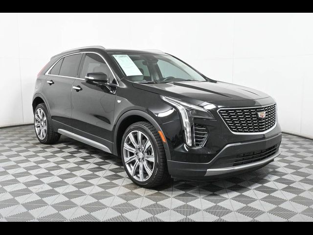 2022 Cadillac XT4 Premium Luxury