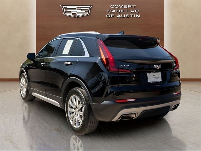 2022 Cadillac XT4 Premium Luxury