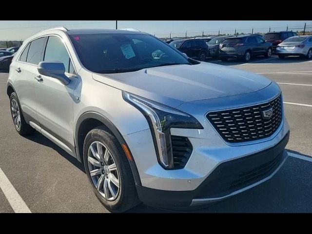 2022 Cadillac XT4 Premium Luxury
