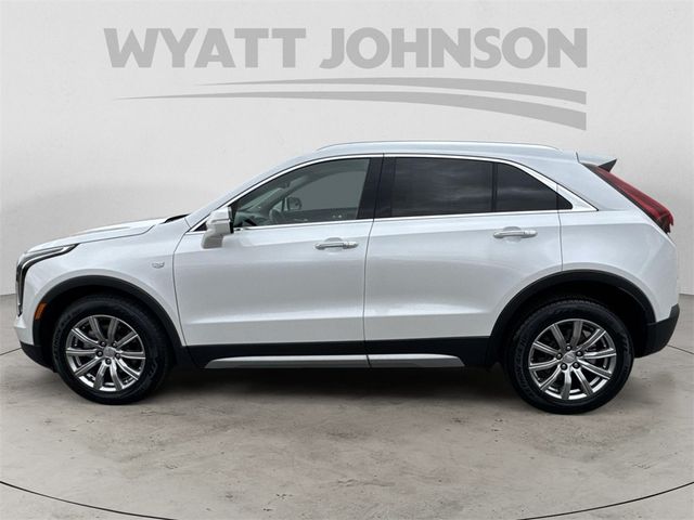 2022 Cadillac XT4 Premium Luxury