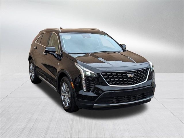 2022 Cadillac XT4 Premium Luxury