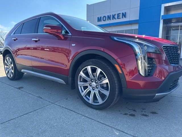 2022 Cadillac XT4 Premium Luxury