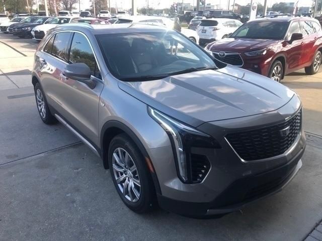 2022 Cadillac XT4 Premium Luxury