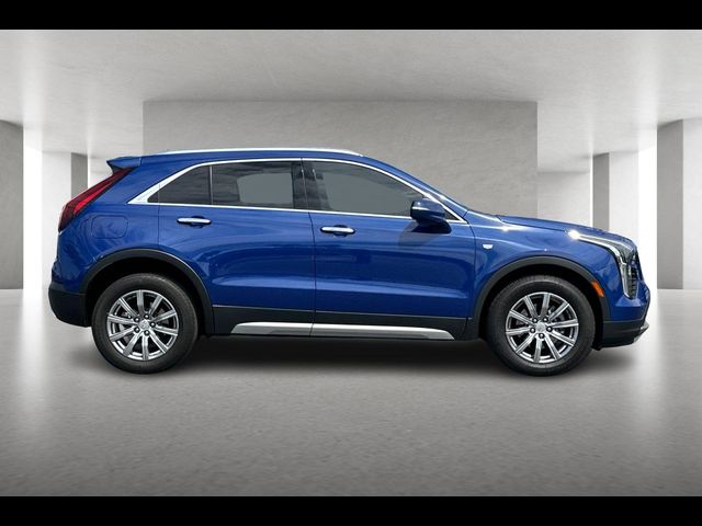 2022 Cadillac XT4 Premium Luxury