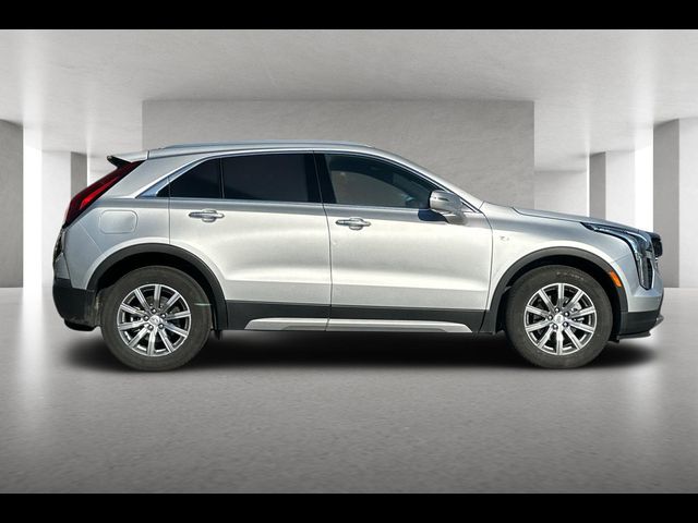 2022 Cadillac XT4 Premium Luxury