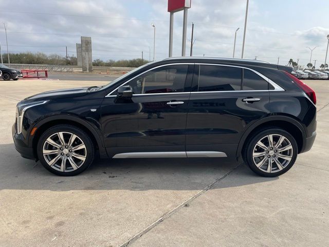 2022 Cadillac XT4 Premium Luxury