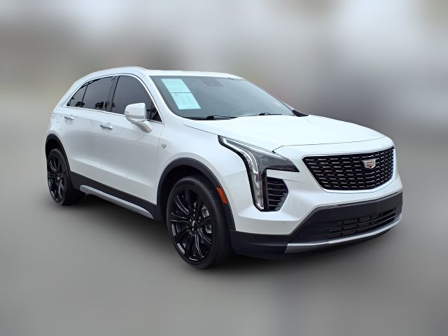 2022 Cadillac XT4 Premium Luxury