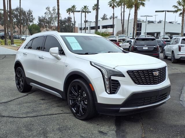 2022 Cadillac XT4 Premium Luxury