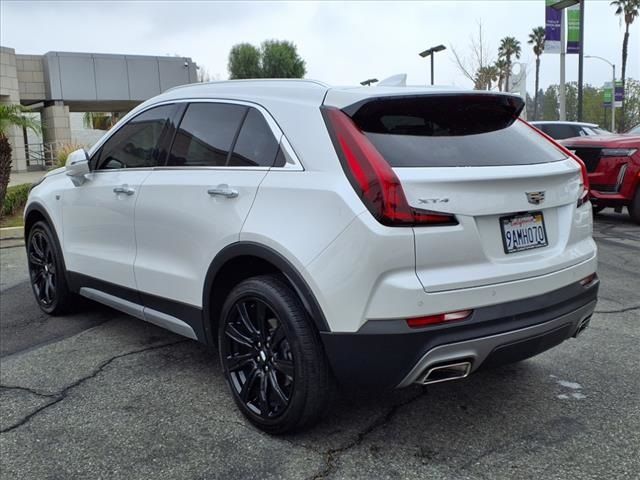 2022 Cadillac XT4 Premium Luxury