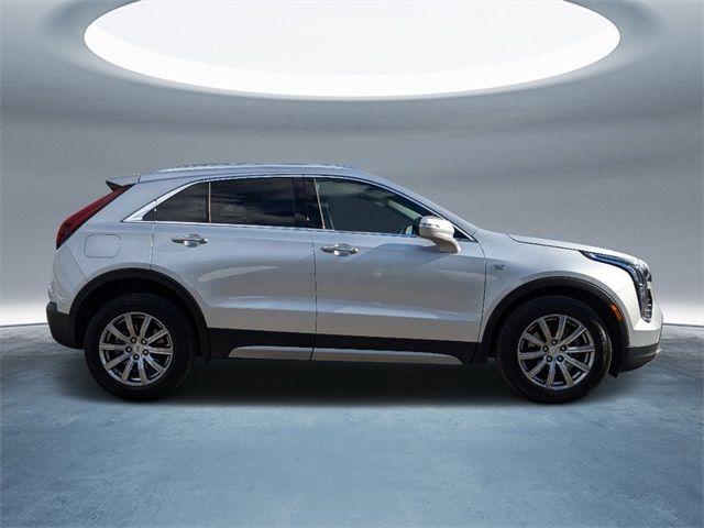 2022 Cadillac XT4 Premium Luxury