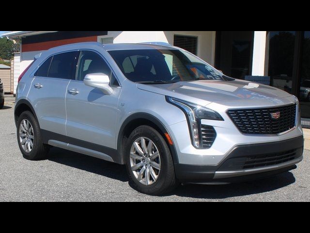 2022 Cadillac XT4 Premium Luxury