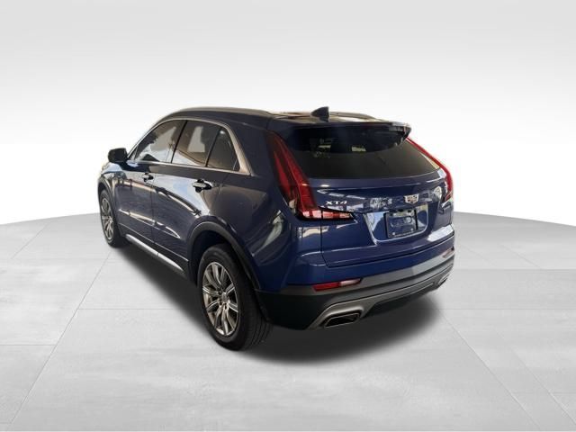 2022 Cadillac XT4 Premium Luxury