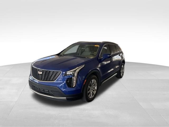 2022 Cadillac XT4 Premium Luxury