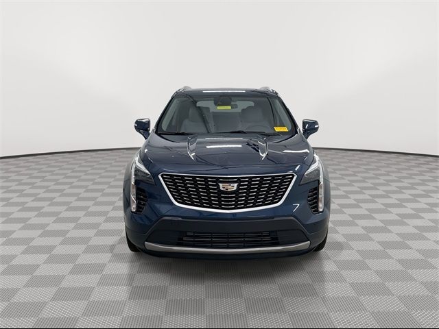 2022 Cadillac XT4 Premium Luxury