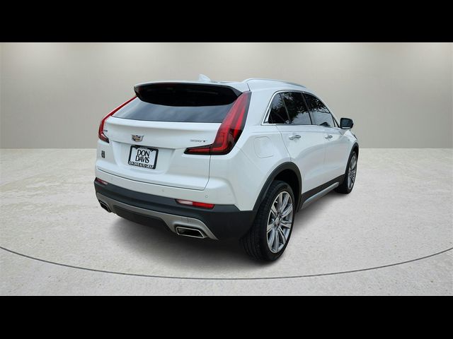 2022 Cadillac XT4 Premium Luxury