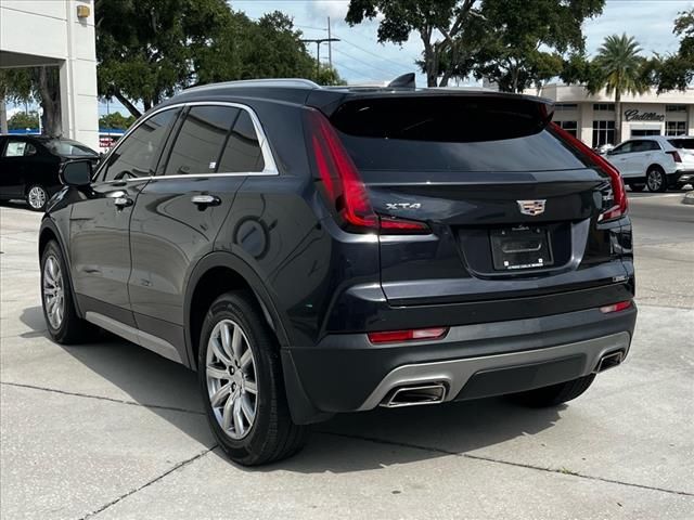 2022 Cadillac XT4 Premium Luxury