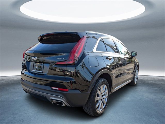 2022 Cadillac XT4 Premium Luxury