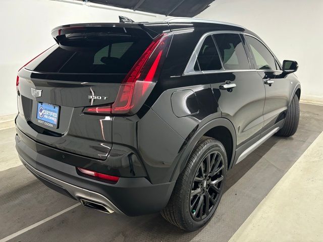 2022 Cadillac XT4 Premium Luxury