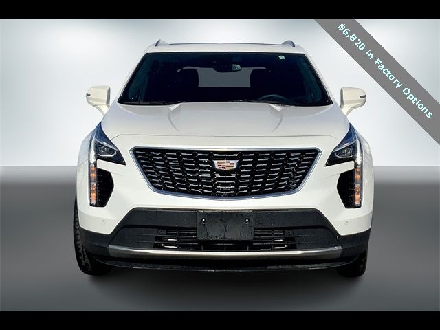 2022 Cadillac XT4 Premium Luxury