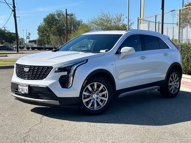 2022 Cadillac XT4 Premium Luxury