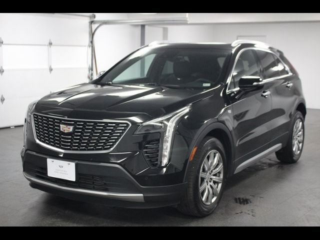 2022 Cadillac XT4 Premium Luxury