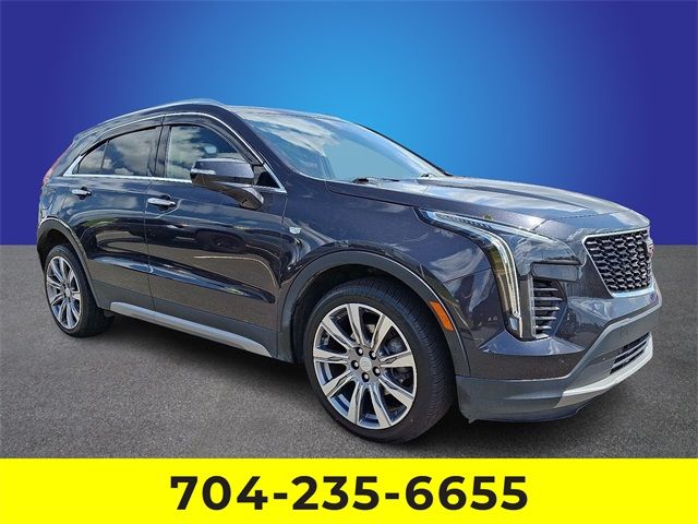 2022 Cadillac XT4 Premium Luxury