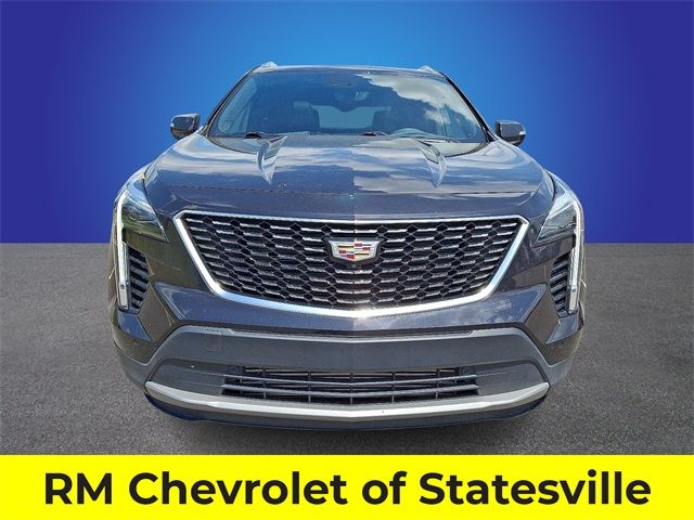 2022 Cadillac XT4 Premium Luxury
