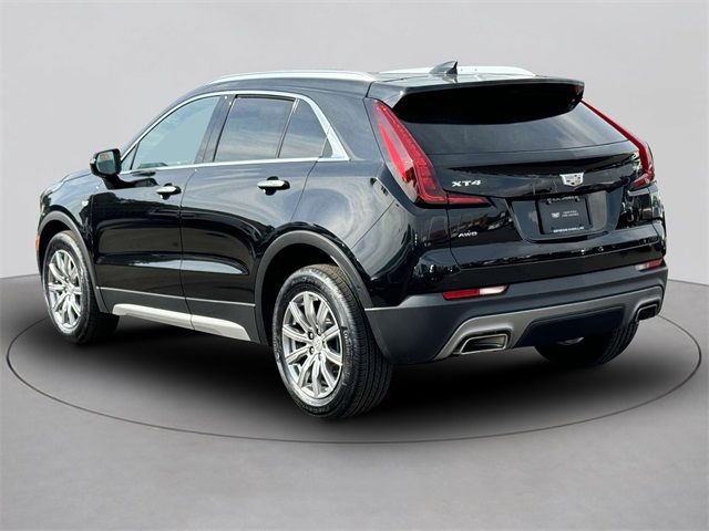 2022 Cadillac XT4 Premium Luxury