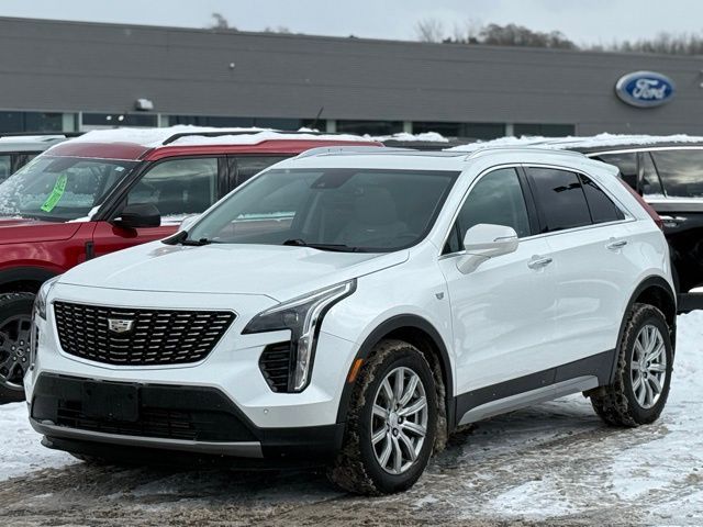 2022 Cadillac XT4 Premium Luxury