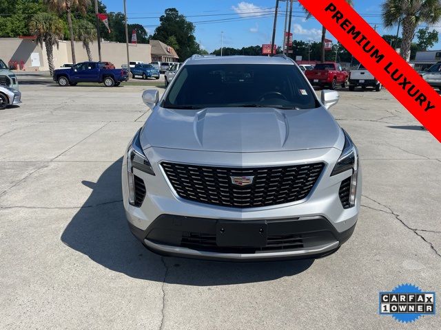 2022 Cadillac XT4 Premium Luxury