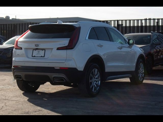 2022 Cadillac XT4 Premium Luxury