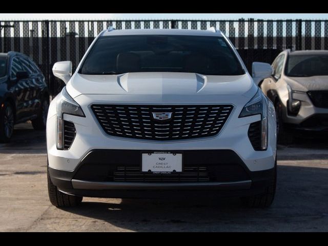 2022 Cadillac XT4 Premium Luxury