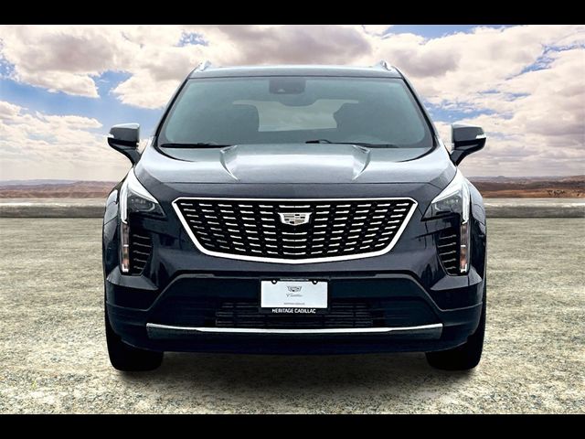 2022 Cadillac XT4 Premium Luxury