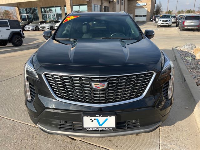 2022 Cadillac XT4 Premium Luxury