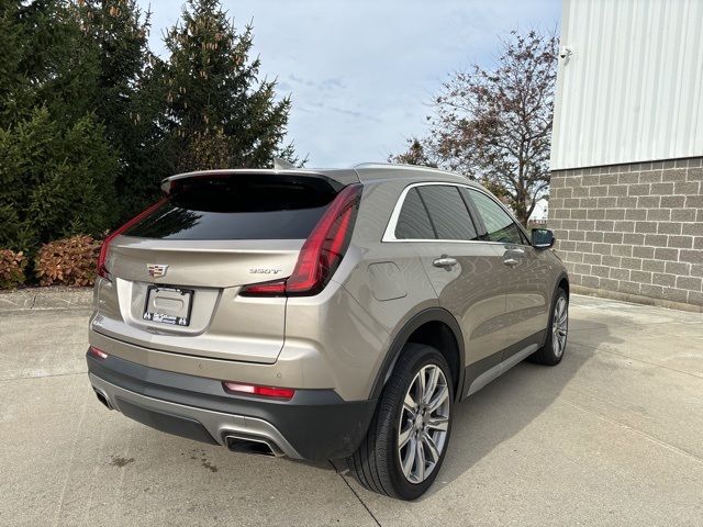 2022 Cadillac XT4 Premium Luxury