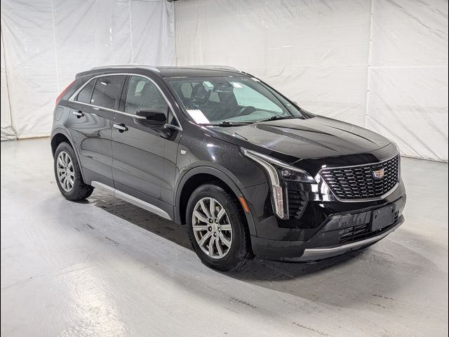 2022 Cadillac XT4 Premium Luxury