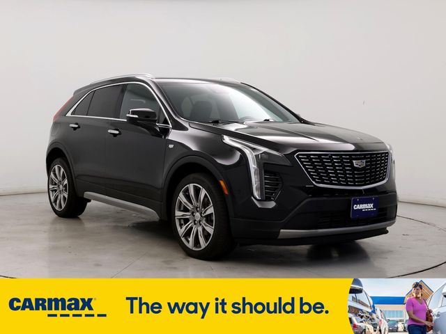 2022 Cadillac XT4 Premium Luxury