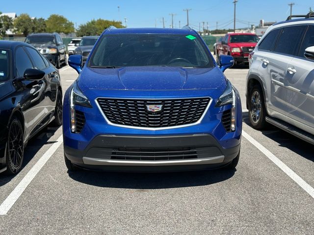 2022 Cadillac XT4 Premium Luxury