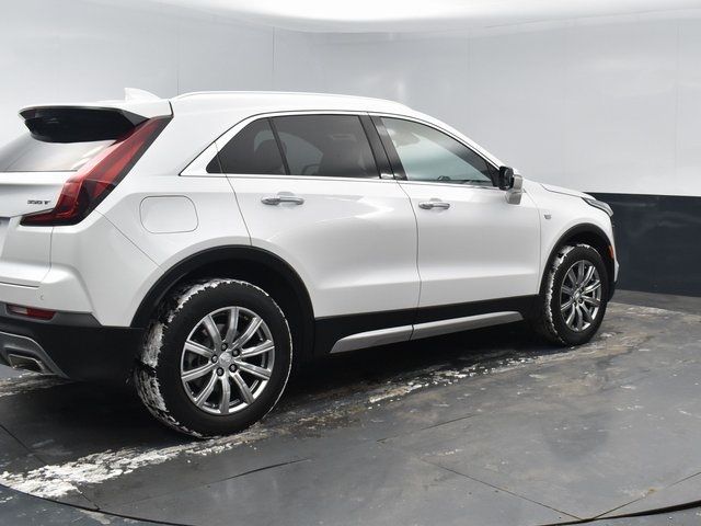 2022 Cadillac XT4 Premium Luxury