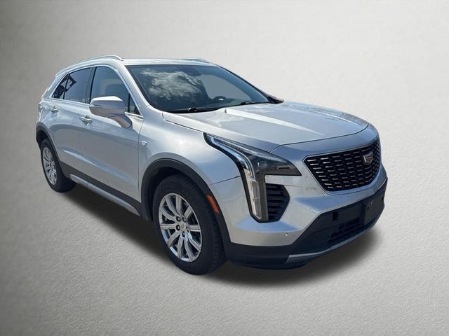 2022 Cadillac XT4 Premium Luxury