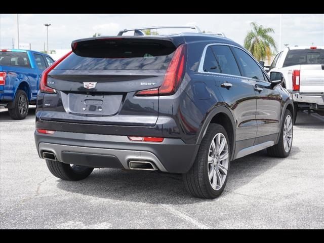 2022 Cadillac XT4 Premium Luxury